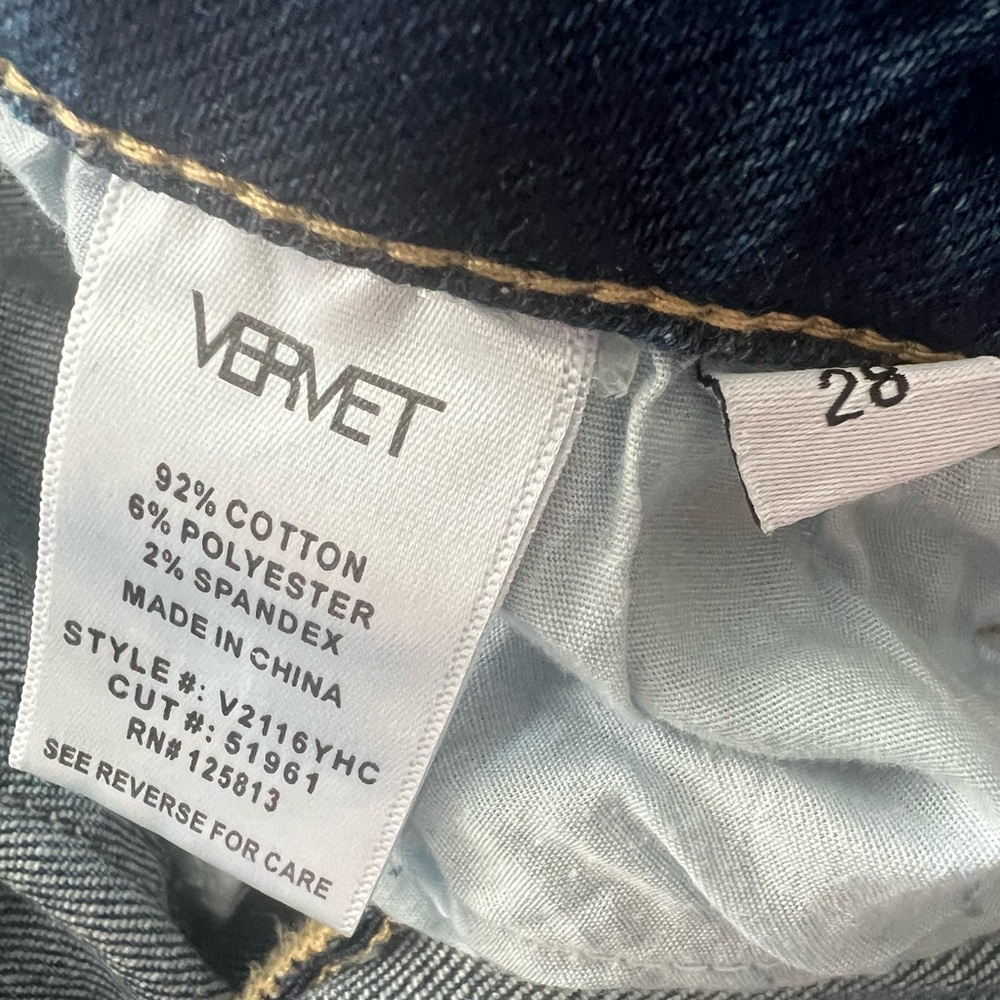 Vervet Light Wash High Rise Torn Boyfriend Fit Jeans - Picture 5 of 5